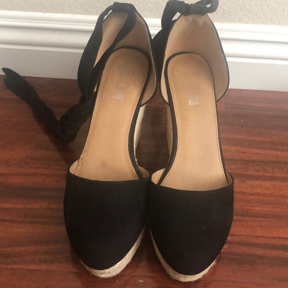 Brash Lace-UP Wedges 8W